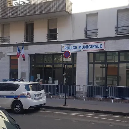 Apartmán 3 Pieces Rer C Proche Paris Les Gresillons *
